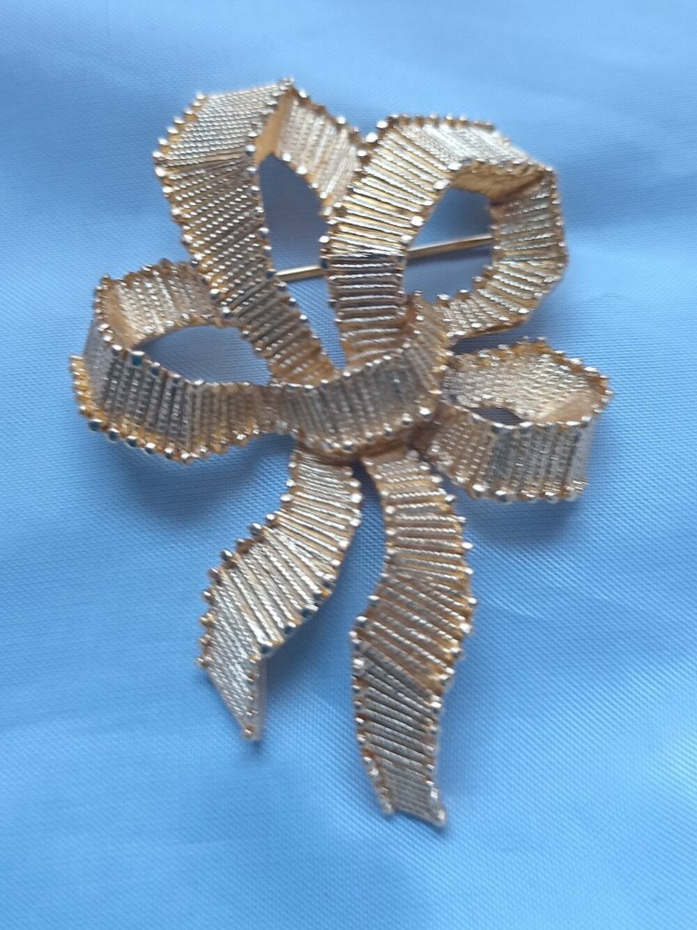 Crown Trifari Grosgrain Ribbon Brooch